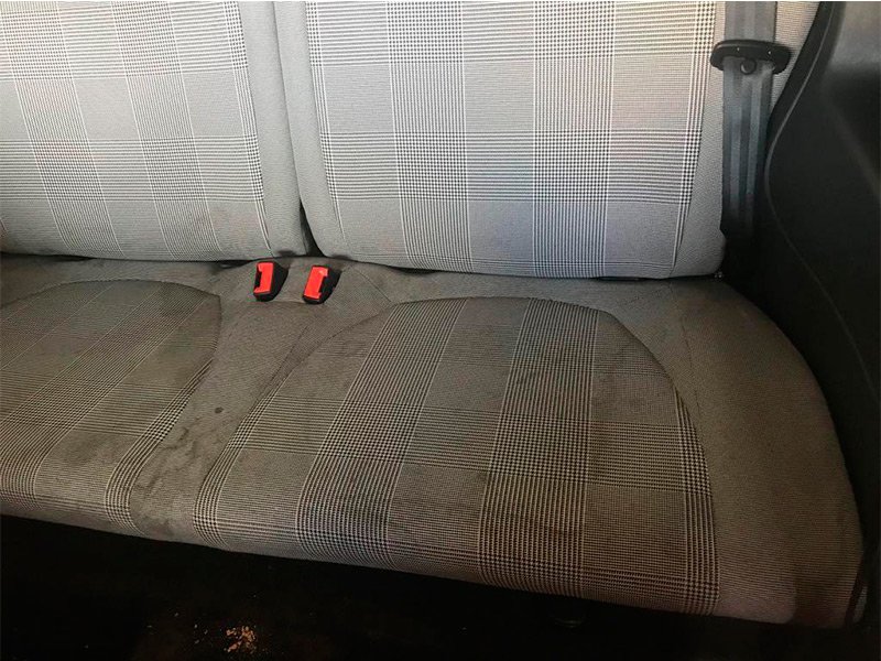 coche-1-2-ad-limpiartapiceria-reestrena